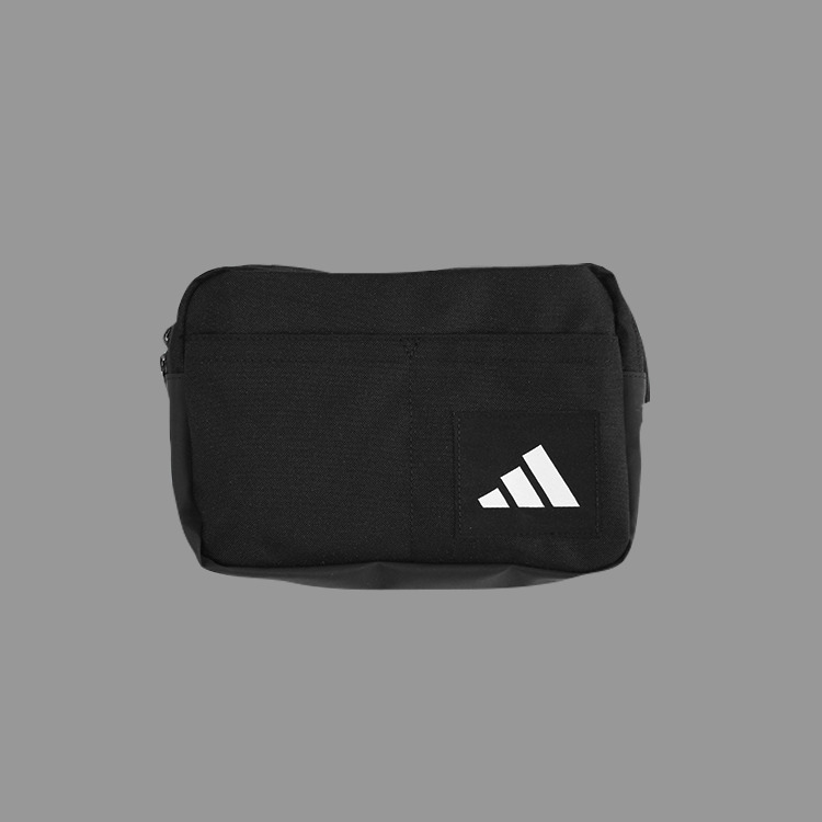 【adidas×BlackRamsTokyo】ユーティリティー2-In-1バックパック